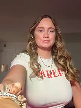 Sophie Raegan online show from 02-27-26, 03:45