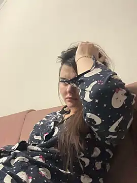 Snapshot of NikaMur chatting on 12-24-24, 02:44 NikaMur online show from 12-24-24, 02:44