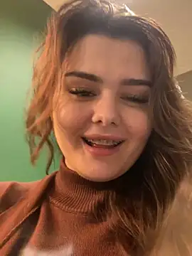 Snapshot of NikaMur chatting on 01-21-25, 10:19 NikaMur online show from 01-21-25, 10:19