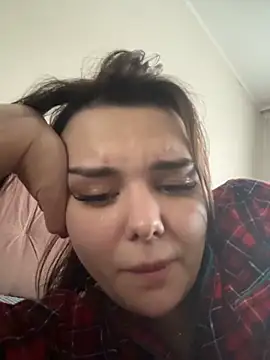 Snapshot of NikaMur chatting on 12-19-25, 03:35 NikaMur online show from 12-19-25, 03:35