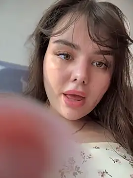 Snapshot of NikaMur chatting on 02-01-26, 01:04 NikaMur online show from 02-01-26, 01:04