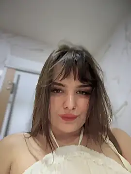 Snapshot of NikaMur chatting on 02-14-26, 02:52 NikaMur online show from 02-14-26, 02:52