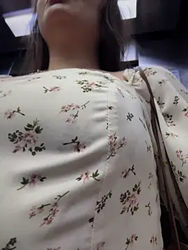 Snapshot of NikaMur chatting on 02-16-26, 02:18 NikaMur online show from 02-16-26, 02:18