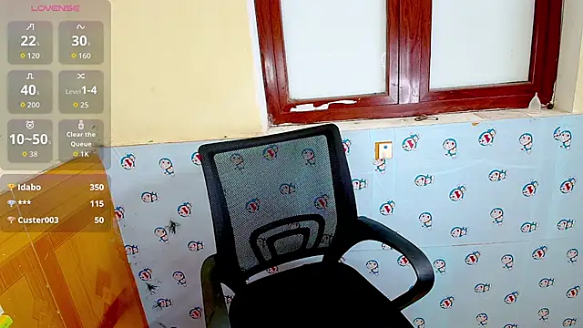   Saphia   online show from 10-15-25, 03:28