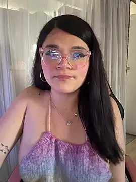 Snapshot of dayis_butera chatting on 07-15-26, 01:16 dayis butera online show from 07-15-26, 01:16