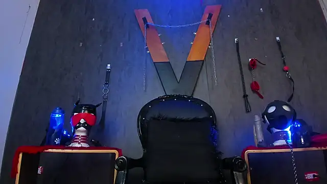 Snapshot of CharlotteScotte chatting on 01-17-25, 11:49 CharlotteScotte online show from 01-17-25, 11:49