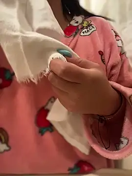 Snapshot of CharlotteScotte chatting on 01-22-25, 10:18 CharlotteScotte online show from 01-22-25, 10:18