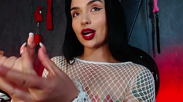 Snapshot of CharlotteScotte chatting on 02-24-25, 06:04 CharlotteScotte online show from 02-24-25, 06:04