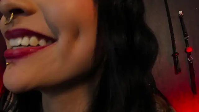 Snapshot of CharlotteScotte chatting on 03-12-25, 05:07 CharlotteScotte online show from 03-12-25, 05:07