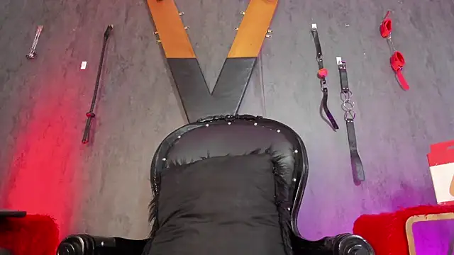 Snapshot of CharlotteScotte chatting on 03-13-25, 11:30 CharlotteScotte online show from 03-13-25, 11:30