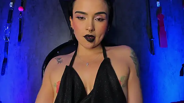 Snapshot of CharlotteScotte chatting on 03-19-25, 02:46 CharlotteScotte online show from 03-19-25, 02:46