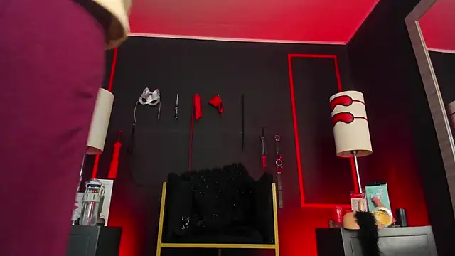 Snapshot of CharlotteScotte chatting on 09-22-25, 12:07 CharlotteScotte online show from 09-22-25, 12:07