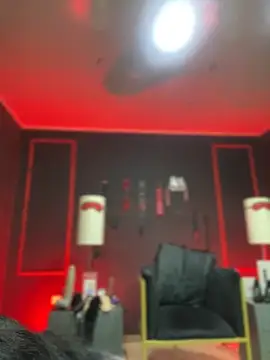 Snapshot of CharlotteScotte chatting on 10-10-25, 12:04 CharlotteScotte online show from 10-10-25, 12:04