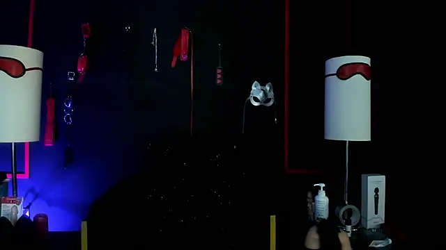 Snapshot of CharlotteScotte chatting on 10-31-25, 12:06 CharlotteScotte online show from 10-31-25, 12:06