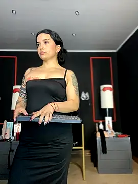 Snapshot of CharlotteScotte chatting on 11-03-25, 11:33 CharlotteScotte online show from 11-03-25, 11:33