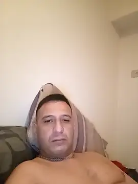 Snapshot of SourDifference5 chatting on 03-10-26, 09:31 SourDifference5 online show from 03-10-26, 09:31