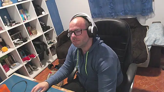 ravingr4d4 online show from 11-03-25, 10:32