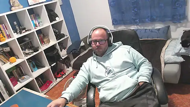 ravingr4d4 online show from 11-08-25, 09:02