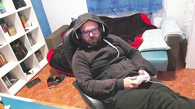 ravingr4d4 online show from 12-14-25, 10:36