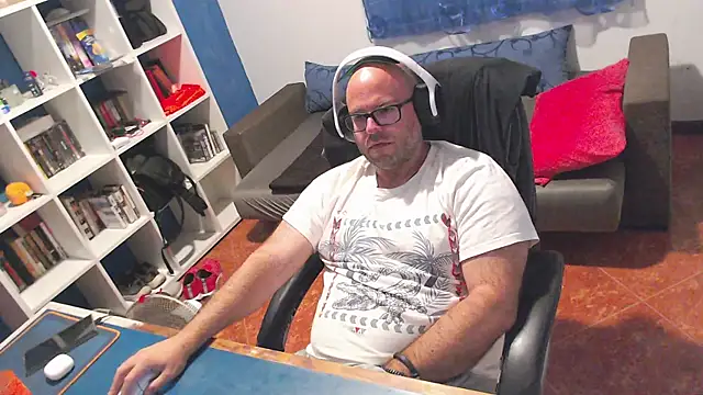 ravingr4d4 online show from 06-18-26, 10:58