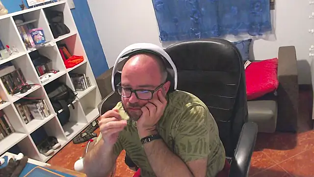 ravingr4d4 online show from 06-30-26, 09:49
