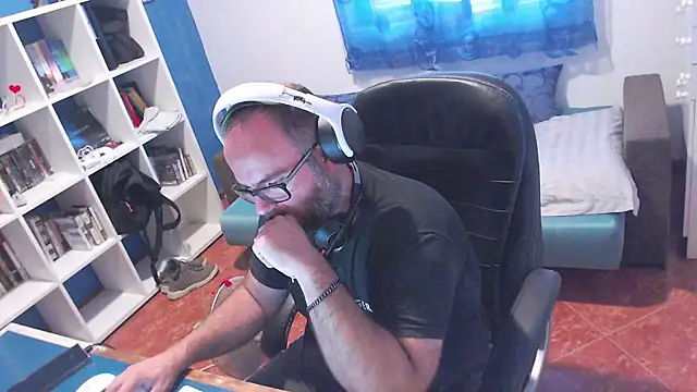 ravingr4d4 online show from 07-20-26, 10:39