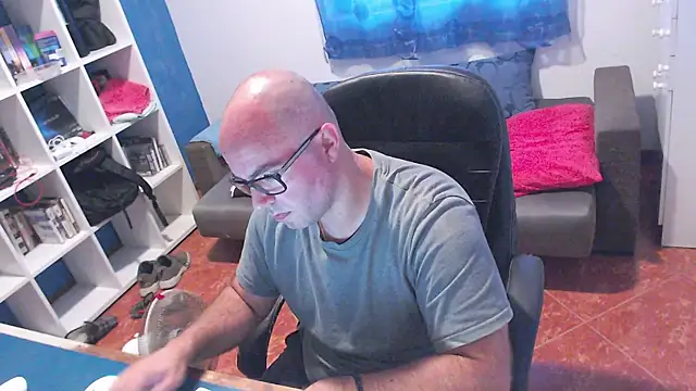 ravingr4d4 online show from 07-30-26, 10:47