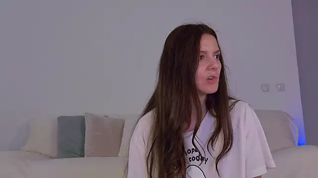 LilyRoselyn online show from 09-29-25, 05:34