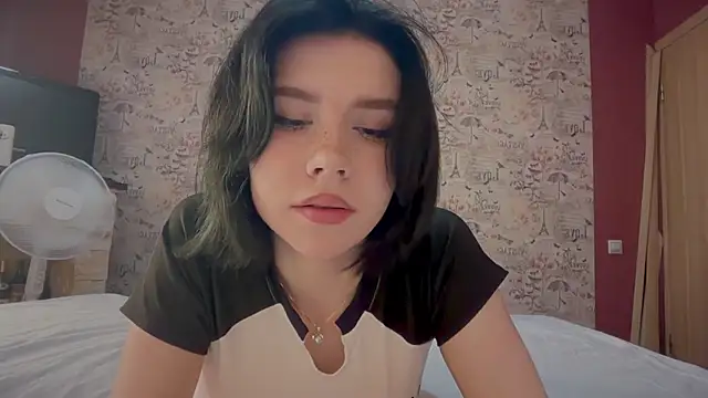 Alisa Black Star online show from 07-15-26, 06:46