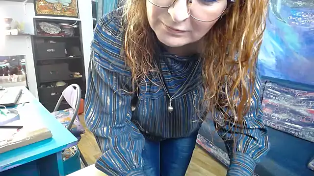 Snapshot of Helen1974 chatting on 11-15-25, 01:03 Helen1974 online show from 11-15-25, 01:03