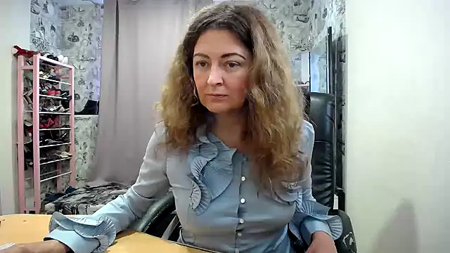 Helen1974 online show from 05-15-26, 08:32