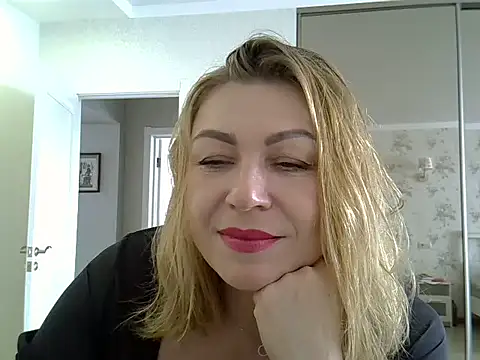 Snapshot of Alexandra-Rosee chatting on 03-14-25, 06:53 Alexandra-Rosee online show from 03-14-25, 06:53