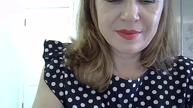 Snapshot of Alexandra-Rosee chatting on 12-02-25, 06:41 Alexandra-Rosee online show from 12-02-25, 06:41