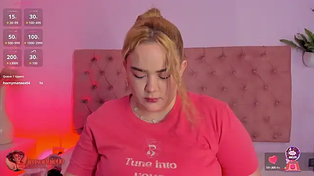 Snapshot of sophiarossee_ chatting on 09-11-25, 12:05 sophiarossee online show from 09-11-25, 12:05