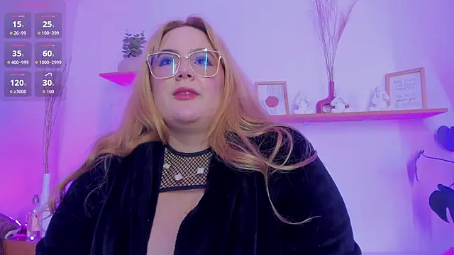 sophiarossee  online show from 04-19-26, 06:43