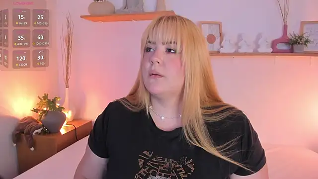 sophiarossee  online show from 06-02-26, 04:31