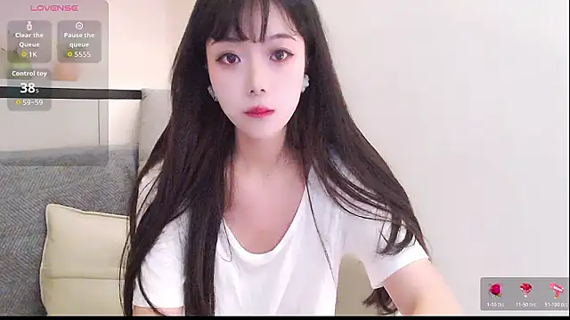 Snapshot of Duludulu_007 chatting on 02-01-26, 12:15 Duludulu 007 online show from 02-01-26, 12:15