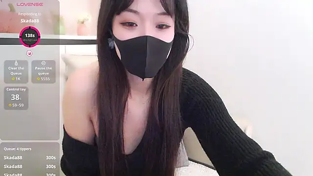 Snapshot of Duludulu_007 chatting on 02-24-26, 06:22 Duludulu 007 online show from 02-24-26, 06:22