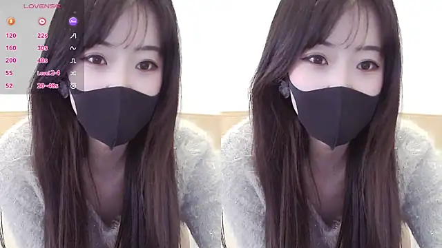 Snapshot of Duludulu_007 chatting on 03-10-26, 03:11 Duludulu 007 online show from 03-10-26, 03:11