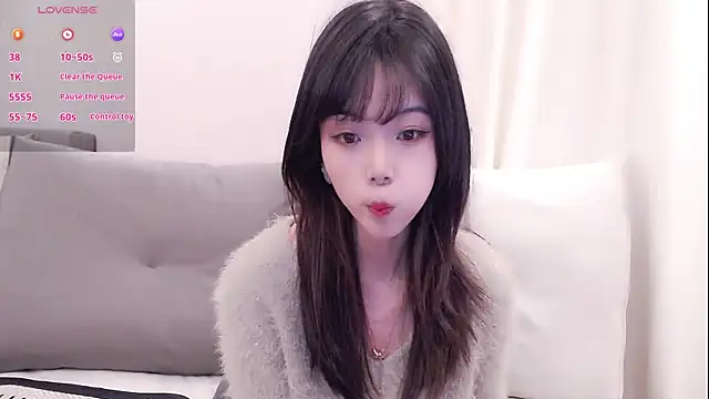 Duludulu 007 online show from 06-30-26, 12:17