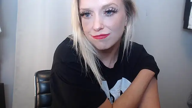 Snapshot of jaidenangel chatting on 04-05-26, 03:58 jaidenangel online show from 04-05-26, 03:58