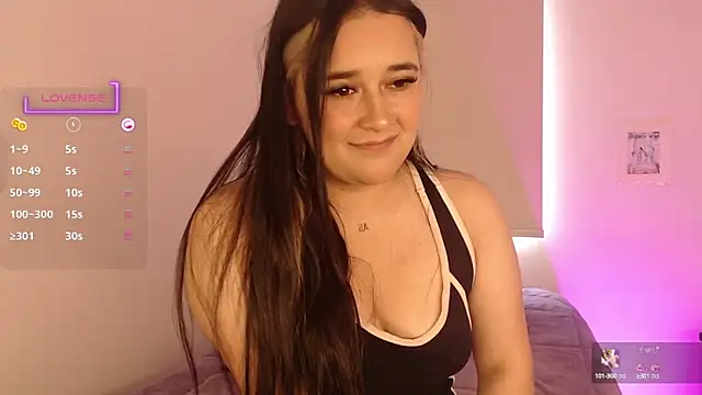Snapshot of Megan_FE chatting on 01-26-25, 04:51 Megan FE online show from 01-26-25, 04:51