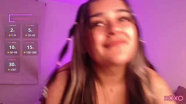 Snapshot of Megan_FE chatting on 02-21-25, 12:27 Megan FE online show from 02-21-25, 12:27