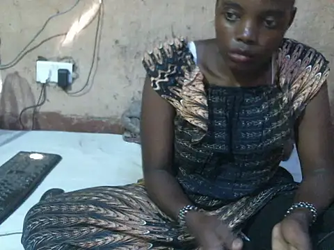 cute naimah online show from 03-25-26, 12:44