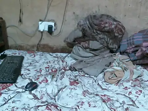 cute naimah online show from 04-13-26, 07:36