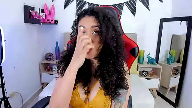 Zoe Gruber online show from 12-20-24, 11:58