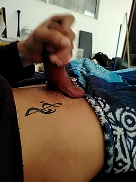 Eduardoxxx51 online show from 04-16-26, 04:19