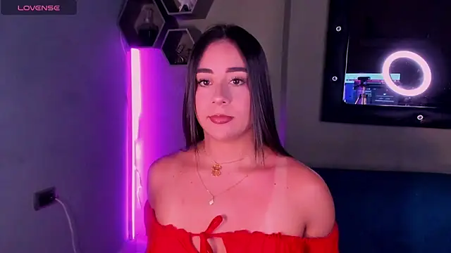 Snapshot of Sussy_Bell01 chatting on 02-03-25, 08:35 Sussy Bell01 online show from 02-03-25, 08:35