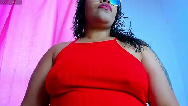 Snapshot of Tita_dirty chatting on 12-17-25, 01:17 Tita dirty online show from 12-17-25, 01:17