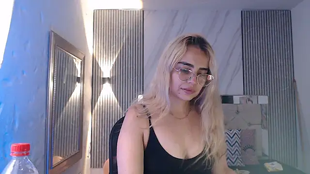 ashley  tylor online show from 05-11-26, 09:01